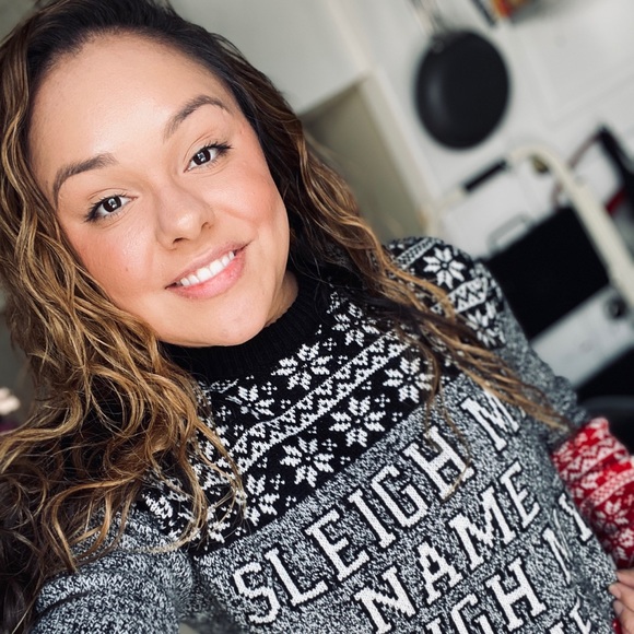 Meet your Posher, Ashlie - Picture 1 of 1